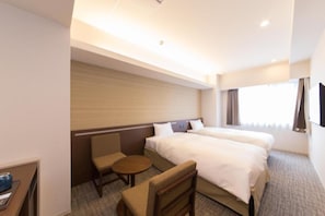 1 bedroom, desk, free WiFi, bed sheets
