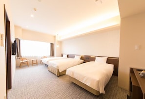 1 bedroom, desk, free WiFi, bed sheets