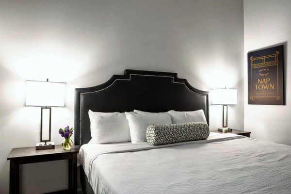 Gorgeous suites in the heart of downtown Indy