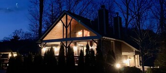 Family-Friendly Cashiers, NC Home on Golf Course with Club Perks & Fast WiFi