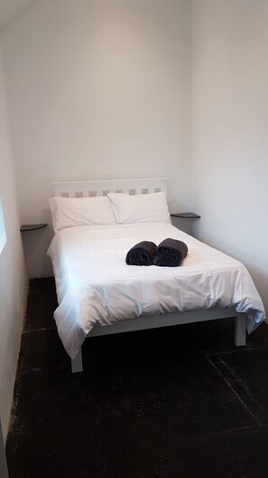 2 bedrooms, iron/ironing board, free WiFi, bed sheets - Two Bedroom Traditional Cottage near Achill Sound on the Wild Atlantic Way. (County Mayo)