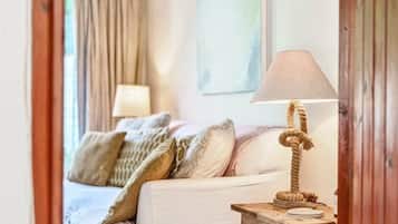 3 bedrooms, iron/ironing board, travel crib, WiFi