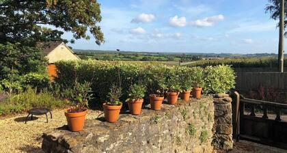 The View Cottage -Tennis Court- Nr Frome, Longleat