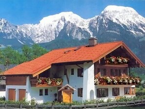 Apartment (Landhaus Haid Fewo Edelweiß) | Exterior - Landhaus Haid Fewo Edelweiß (Schoenau am Koenigssee)