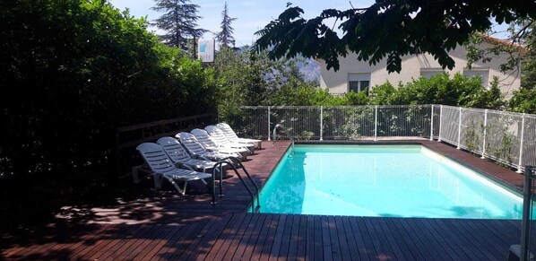 Outdoor pool, sun loungers