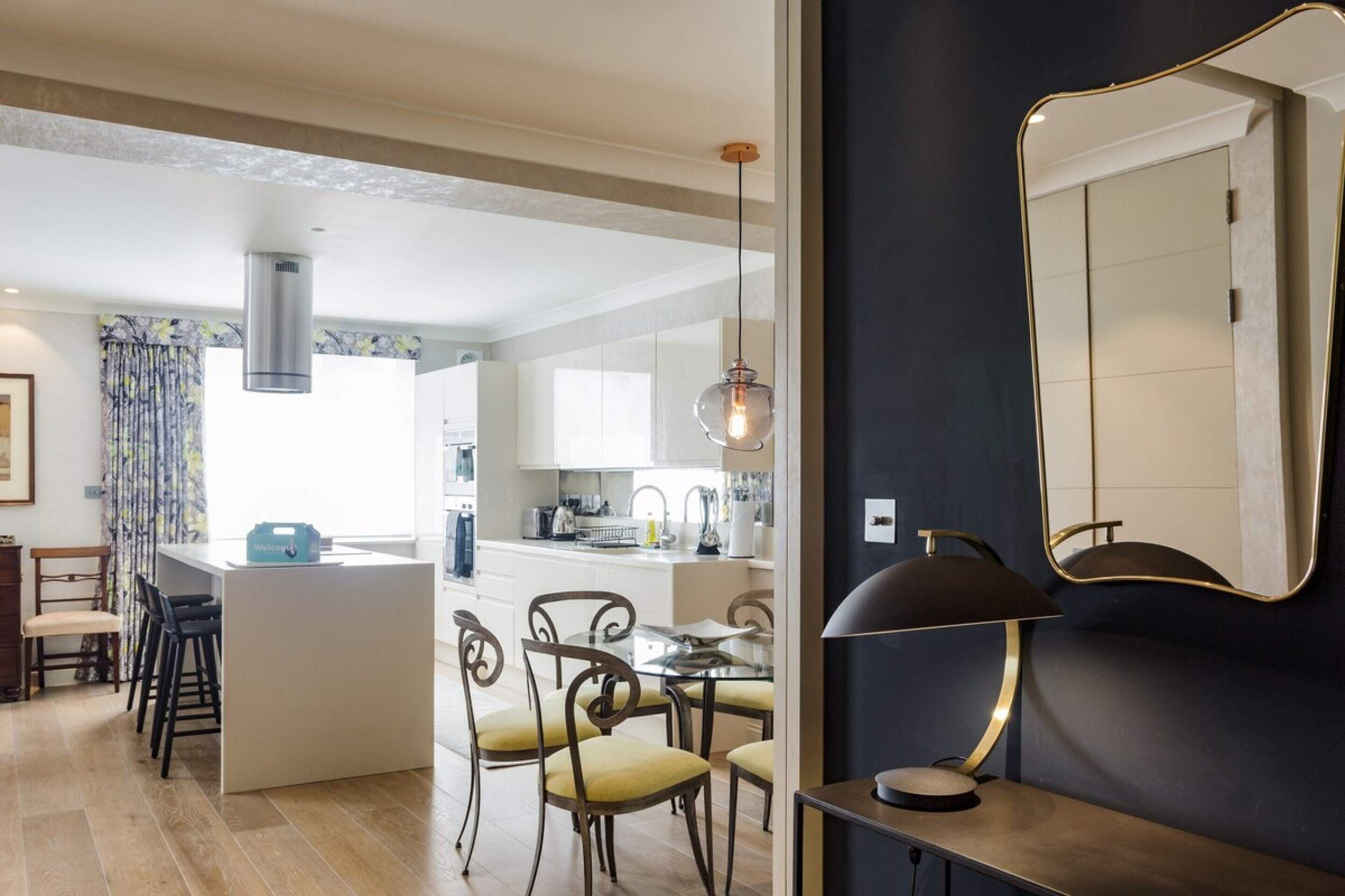 Apartment (2 Bedrooms) | Eigene Küche | Ofen, Herdplatte, Wasserkocher, Toaster