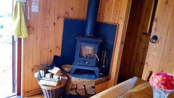 Cottage | Bahagian dalam