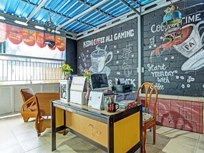 Lobby - OYO 3214 Puri Amalia (Banyuwangi)