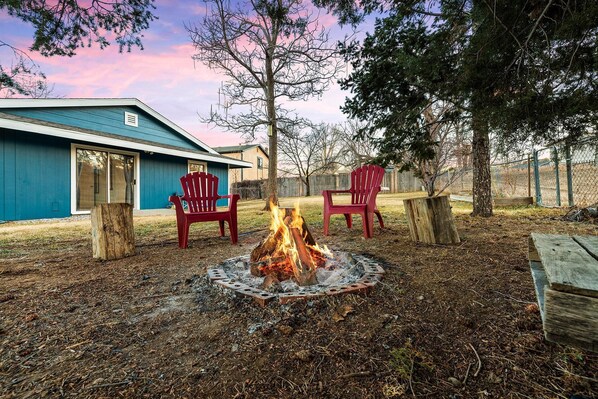 House, Multiple Beds (Sunset Retreat w/ Private Yard and Wa) | Children’s area