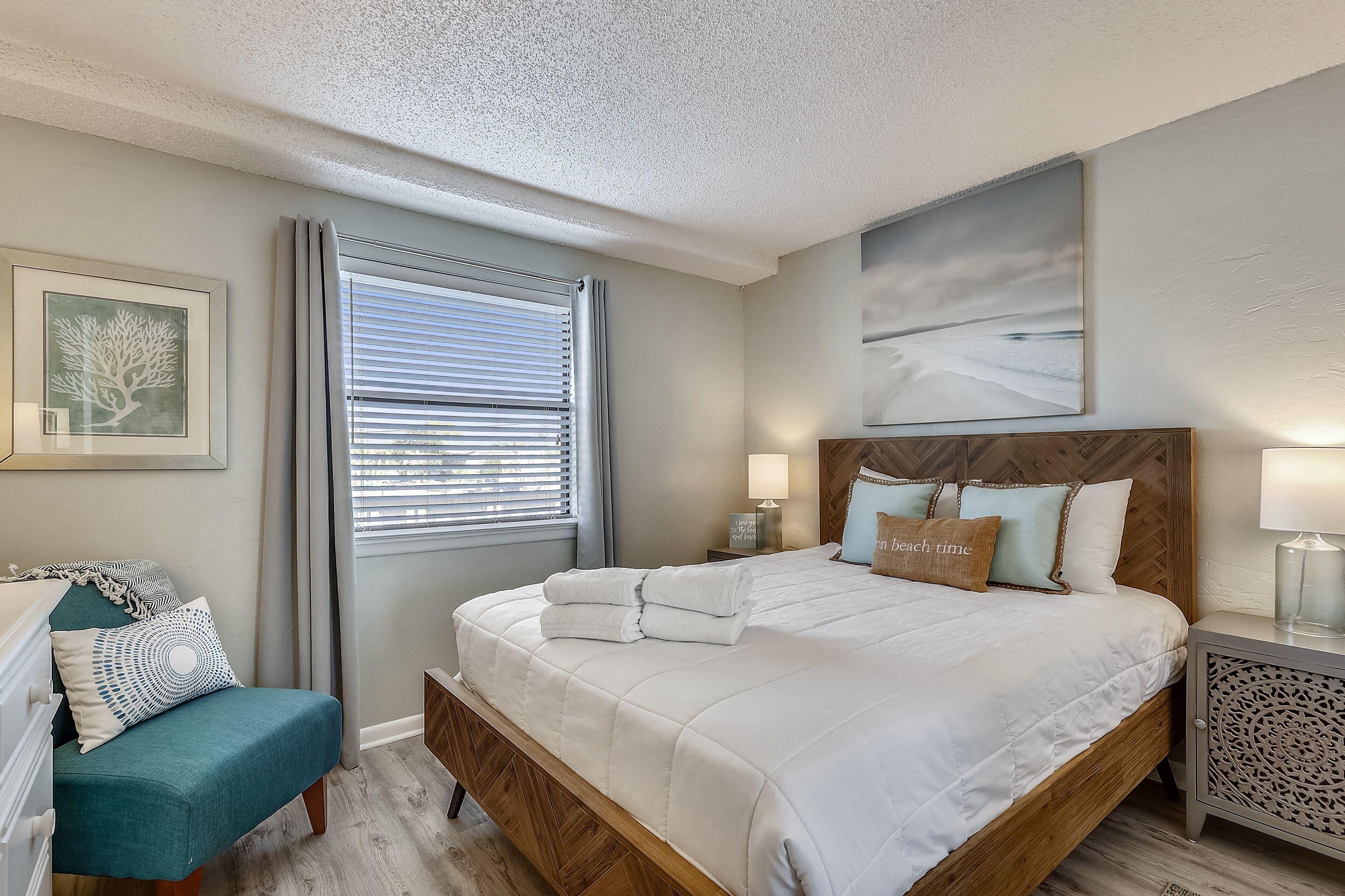 1 bedroom, blackout drapes, iron/ironing board, free WiFi