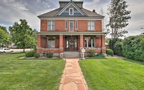 Huis, meerdere bedden (Historic Hahn Haus! Steps from Downto) | Exterieur