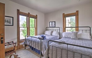 Huis, meerdere bedden (Historic Hahn Haus! Steps from Downto) | 4 slaapkamers