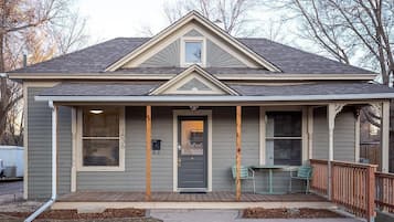 Apartment, Multiple Beds (1536 10th Ave - Upper) | Exterior