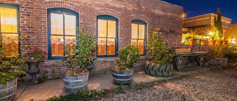 Townhome, 1 Queen Bed (262 Old Firehouse Alley, US) | Exterior