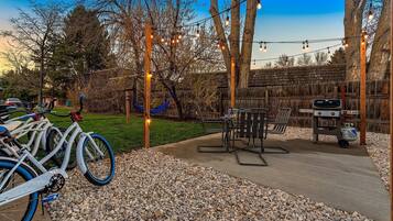 Apartment, Mehrere Betten (1020 Garfield St. (Suite 1)) | Unterkunftsgelände