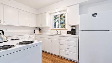 Apartment, Mehrere Betten (1020 Garfield St. (Suite 1)) | Eigene Küche