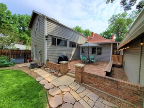 Apartment, 1 Queen Bed (633 Mathews St., US) | Exterior - Gorgeous Guest Suite. Walk to Old Town & CSU! (Fort Collins)
