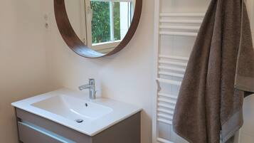 Handdoeken, zeep, shampoo, toiletpapier