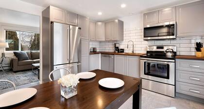 Comfortable Abode Near Historic Downtown