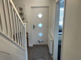 House, 2 Bedrooms, River View | Interior
