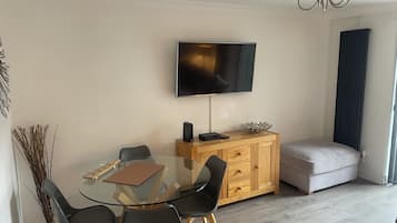 Ferienhaus, 2 Schlafzimmer, Flussblick | Speisen