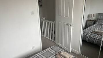 2 bedrooms, iron/ironing board, travel cot, bed sheets