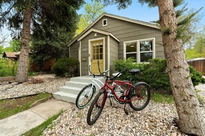 House, Multiple Beds (417 Park St.) | Property entrance