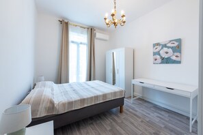 3 camere, ferro/asse da stiro, Wi-Fi gratuito, lenzuola