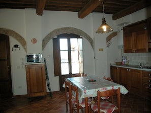 Loft, 2 Bedrooms, Smoking, Patio | Interior