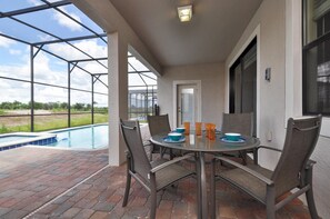 House, Multiple Beds (2353VD - Providence A Gated Golf Comm) | Dining