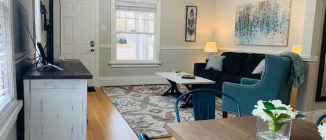 Apartment, Multiple Beds (1944 7th Ave - Upper)