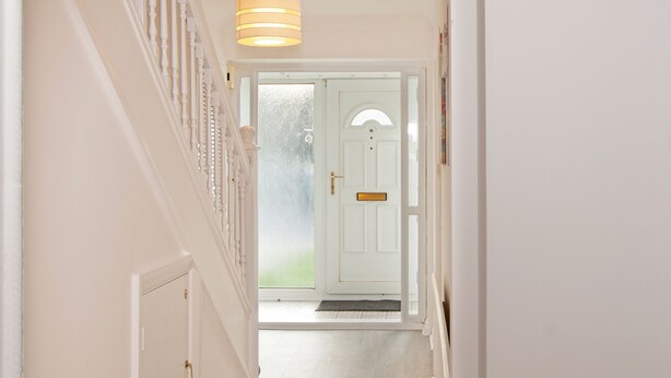 Unclassified image, 1 of 22, button - 3 Bedroom House Near the City Center (Chelmsford)