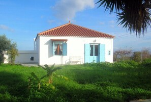Villa | Exterior