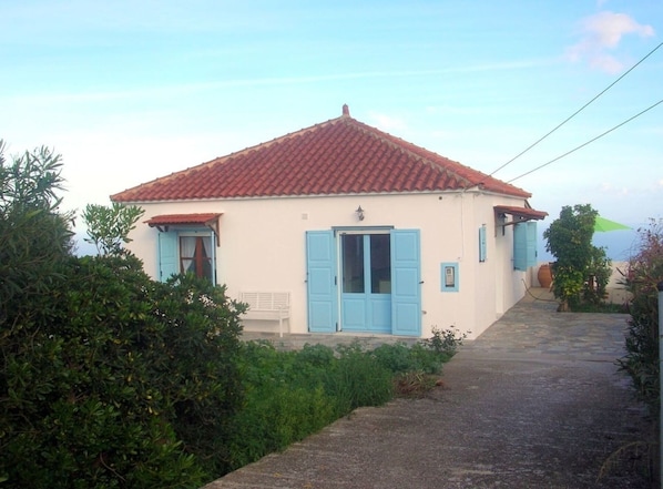 Villa | Exterior
