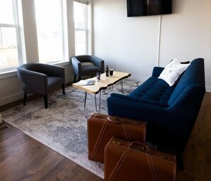 House, Multiple Beds (The Colorado House in Old Town Brewer) | Living room - The Colorado House in Old Town Brewery District!! (Fort Collins)