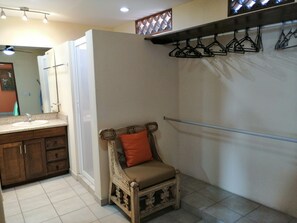 Hair dryer, towels - Cozy Obelisk Apartment (Puerto Vallarta)