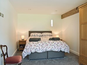 4 Schlafzimmer, kostenloses WLAN, Bettwäsche