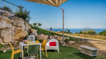 Apartment, 1 Bedroom, Smoking, Patio | Terrace/patio