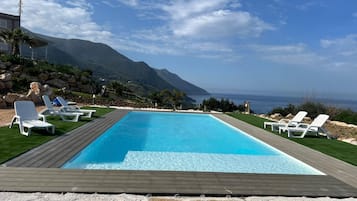 Apartment, 1 Bedroom, Smoking, Patio | Pool