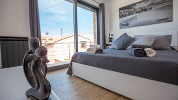 Villa, 3 Bedrooms, Smoking, Balcony | 3 bedrooms, travel cot