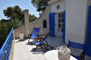 House, 2 Bedrooms, Balcony, Garden View | Terrace/patio - Villa Iokasti Sea View (Corinth)