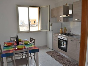 Appartement, 2 chambres, fumeur, balcon | Cuisine privée