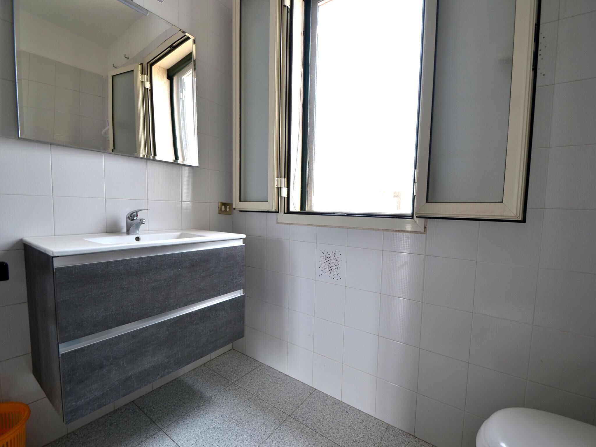 Apartment, 2 Bedrooms, Smoking, Balcony | Bathroom