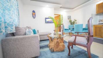 Huoneisto, 1 makuuhuone, tupakointi sallittu, parveke | Olohuone