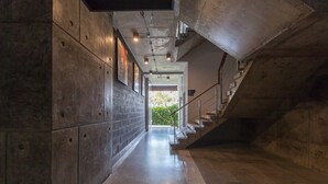Interior - The Oh-so-sexy Triple Penthouse - Rare 35br 188m2 (Patong)