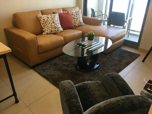 Apartment, 1 Bedroom, Accessible, Ocean View | Living area