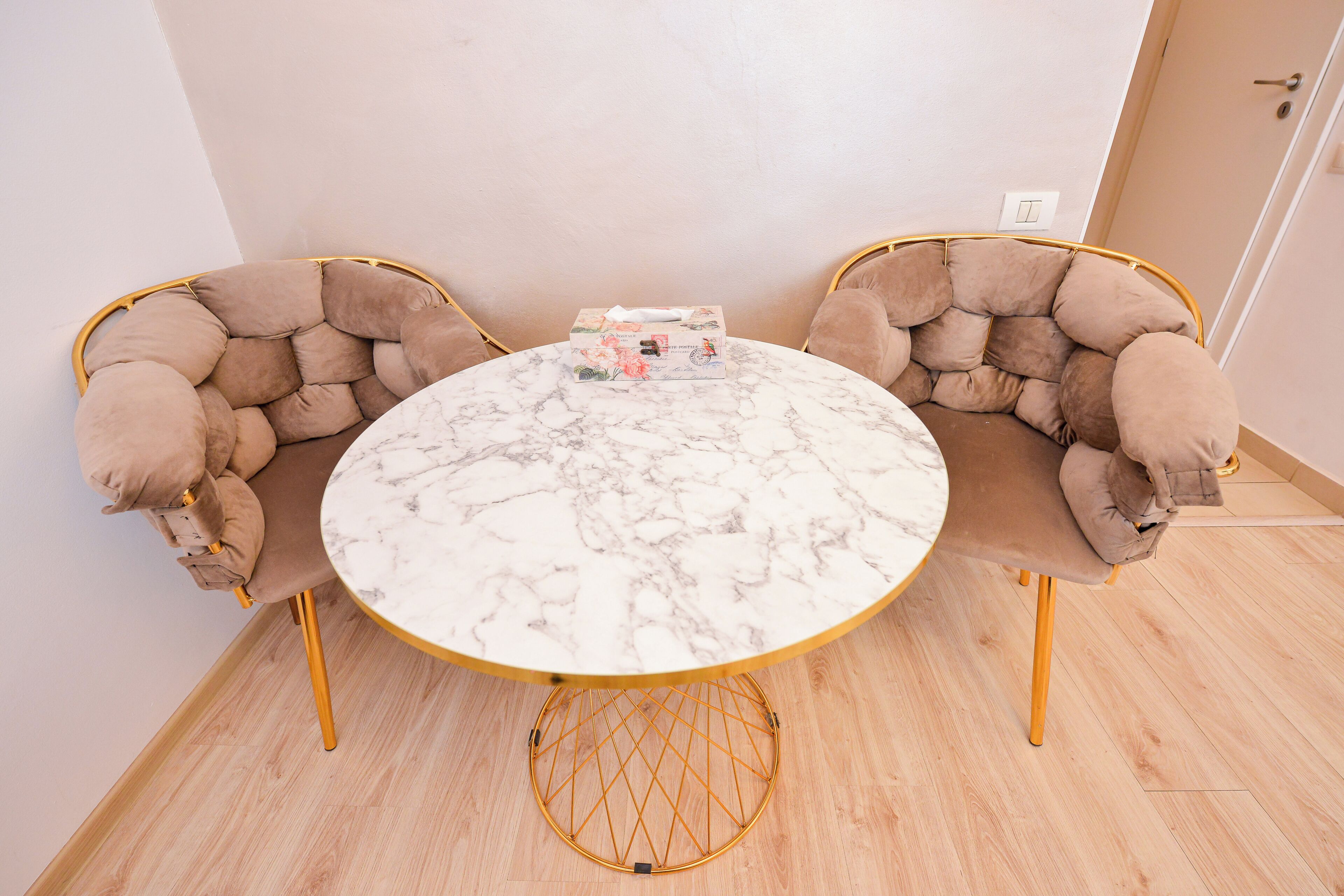 Studio, City View | Dining room