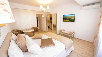 Studio, City View | Room amenity