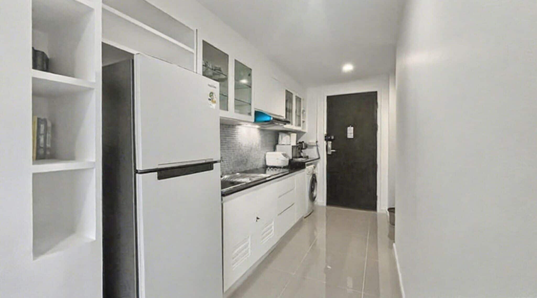 Condo, 2 Bedrooms, Balcony, Pool View | Interior