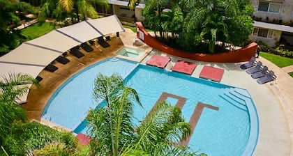 Spacious Ph 3 Bedrooms With Private Terrace, Beach Club Access